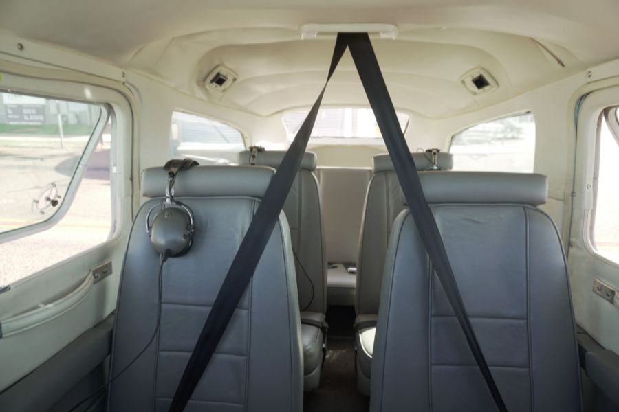 Cessna 210 Inside