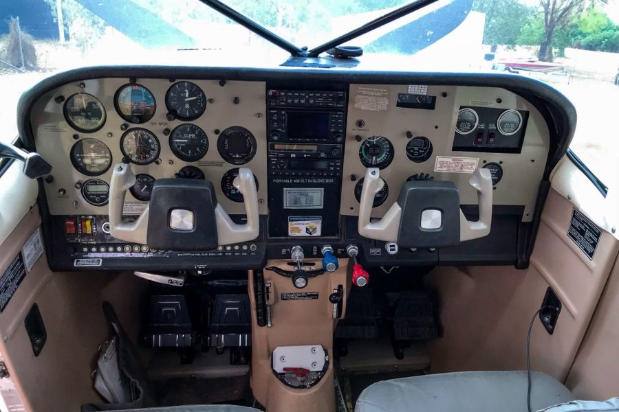 Cessna 206 Pilot Cabin
